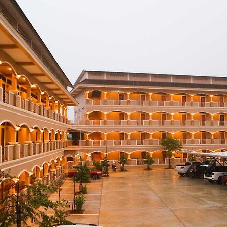 Capital O 75521 Sang Siri Apartment Samut Songkhram Exterior foto